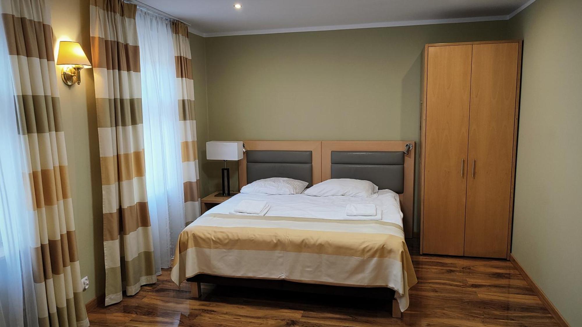 Apartamenty Tessa Jagiellonska คาโตวีตเซ ภายนอก รูปภาพ