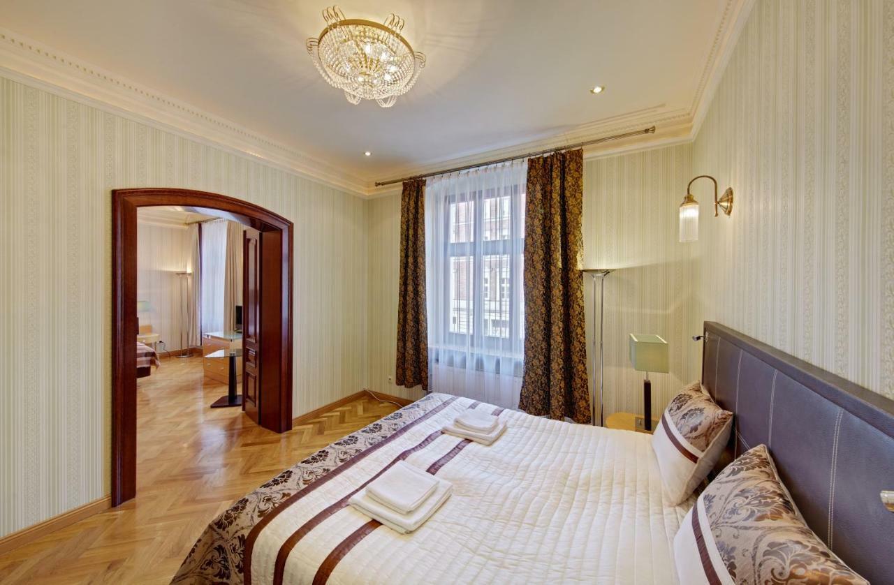 Apartamenty Tessa Jagiellonska คาโตวีตเซ ภายนอก รูปภาพ