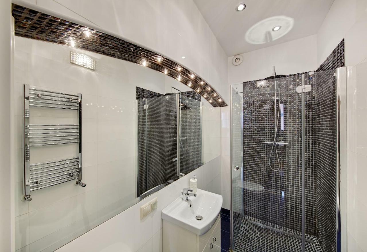 Apartamenty Tessa Jagiellonska คาโตวีตเซ ภายนอก รูปภาพ