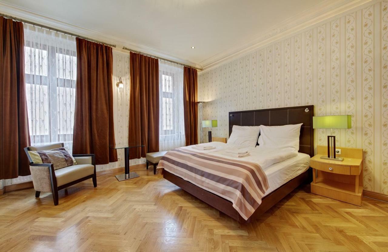 Apartamenty Tessa Jagiellonska คาโตวีตเซ ภายนอก รูปภาพ