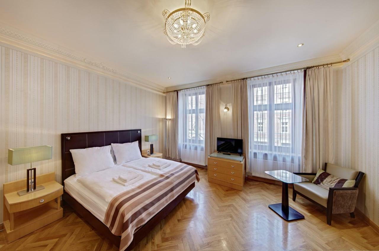 Apartamenty Tessa Jagiellonska คาโตวีตเซ ภายนอก รูปภาพ