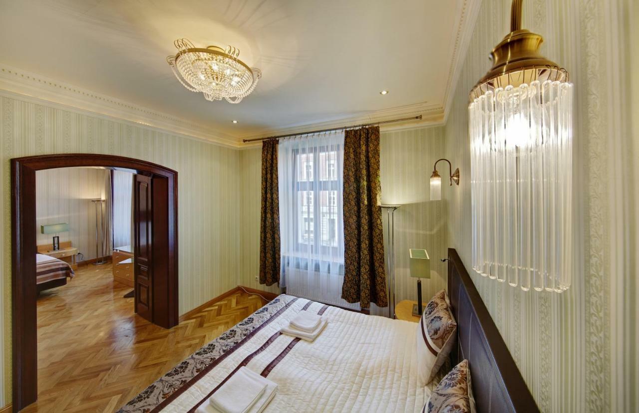 Apartamenty Tessa Jagiellonska คาโตวีตเซ ภายนอก รูปภาพ